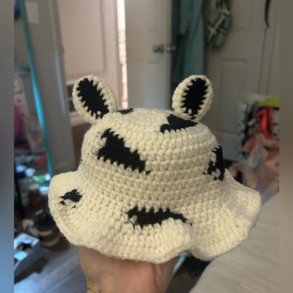 Cow hat